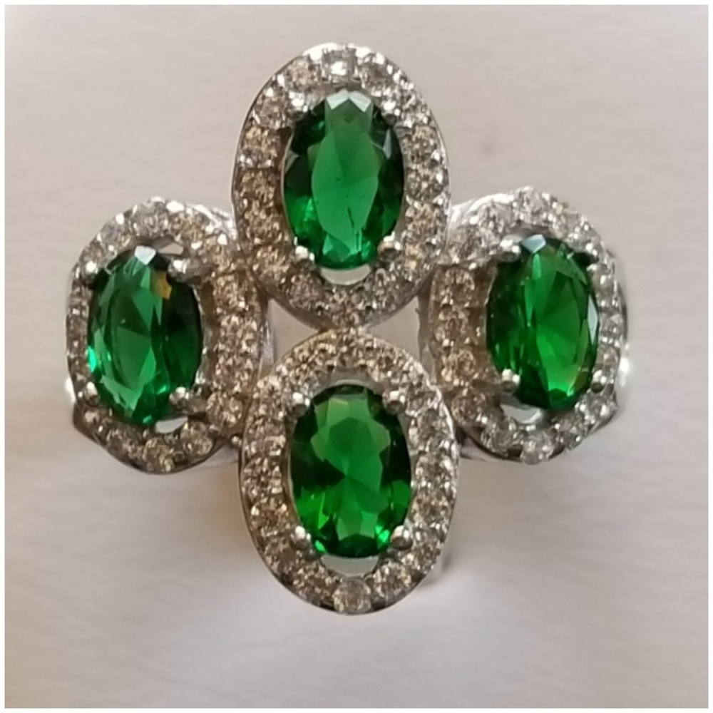 Genuine 4CT Emerald Quartz/White Sapphire Ring 7